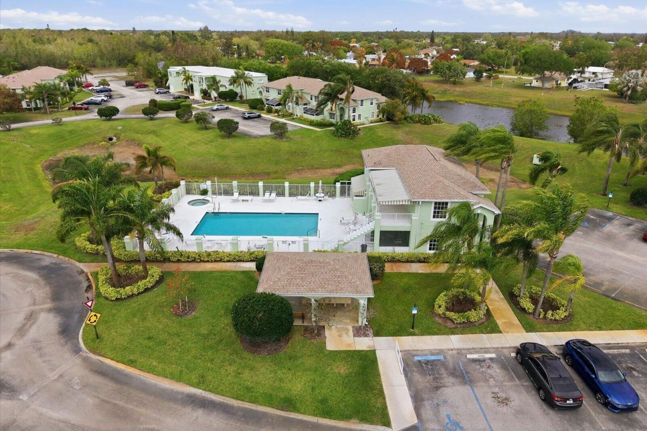 2074 SE Wild Meadow Circle, Port Saint Lucie, FL 34952 Photo