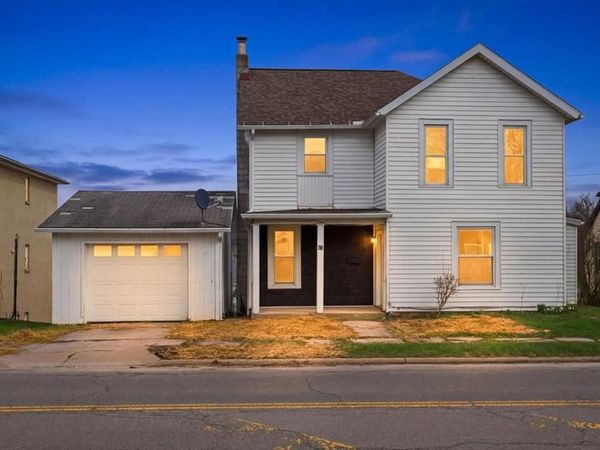 67 S Gamble St, Shelby, OH 44875