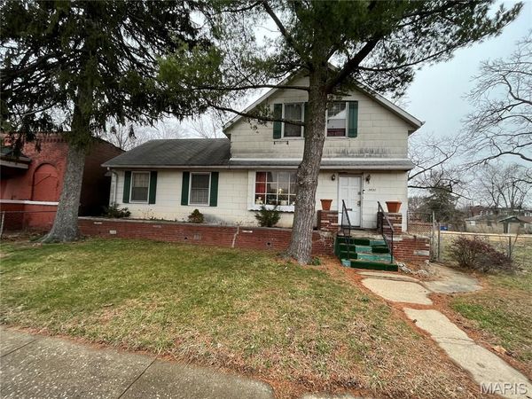 5430 Partridge Avenue , St Louis, MO 63120