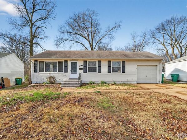 10213 Unicorn Drive, St Louis, MO 63137