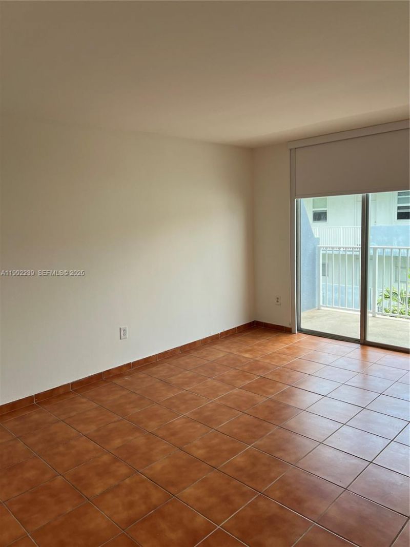 1801 S Treasure Dr , Unit 512A, North Bay Village, FL 33141 Photo
