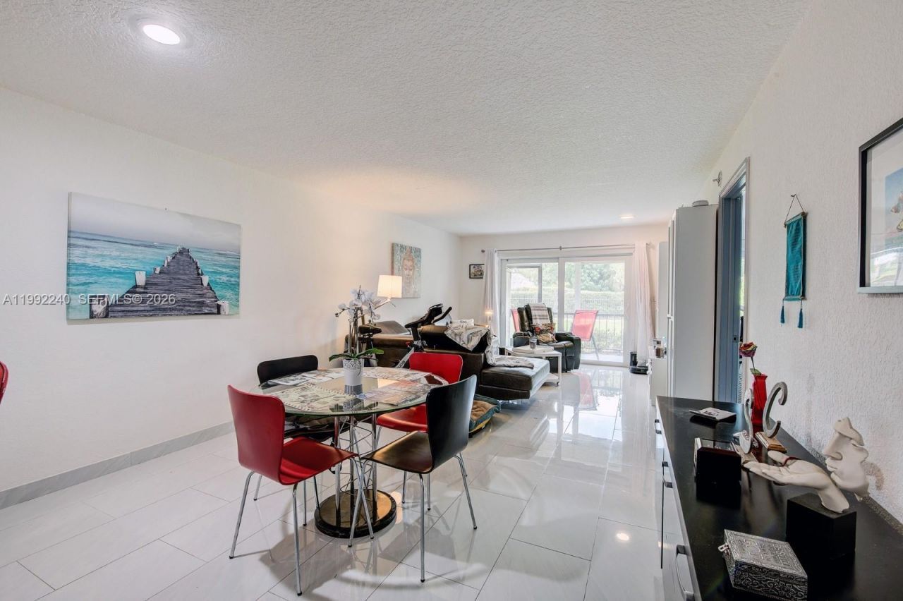 6200 NW 44th St, Unit 109, Lauderhill, FL 33319 Photo