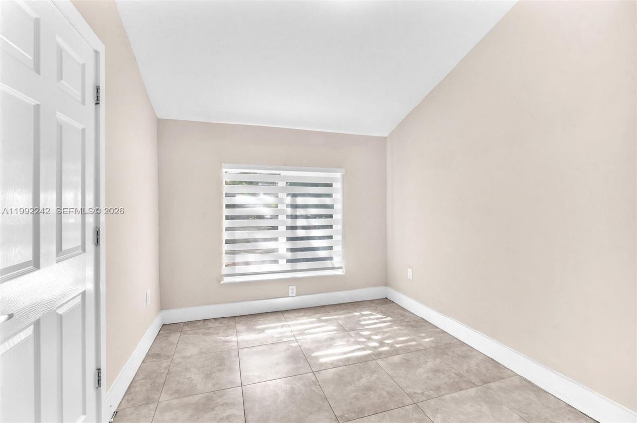 2537 SW 15th St, Miami, FL 33145 Photo