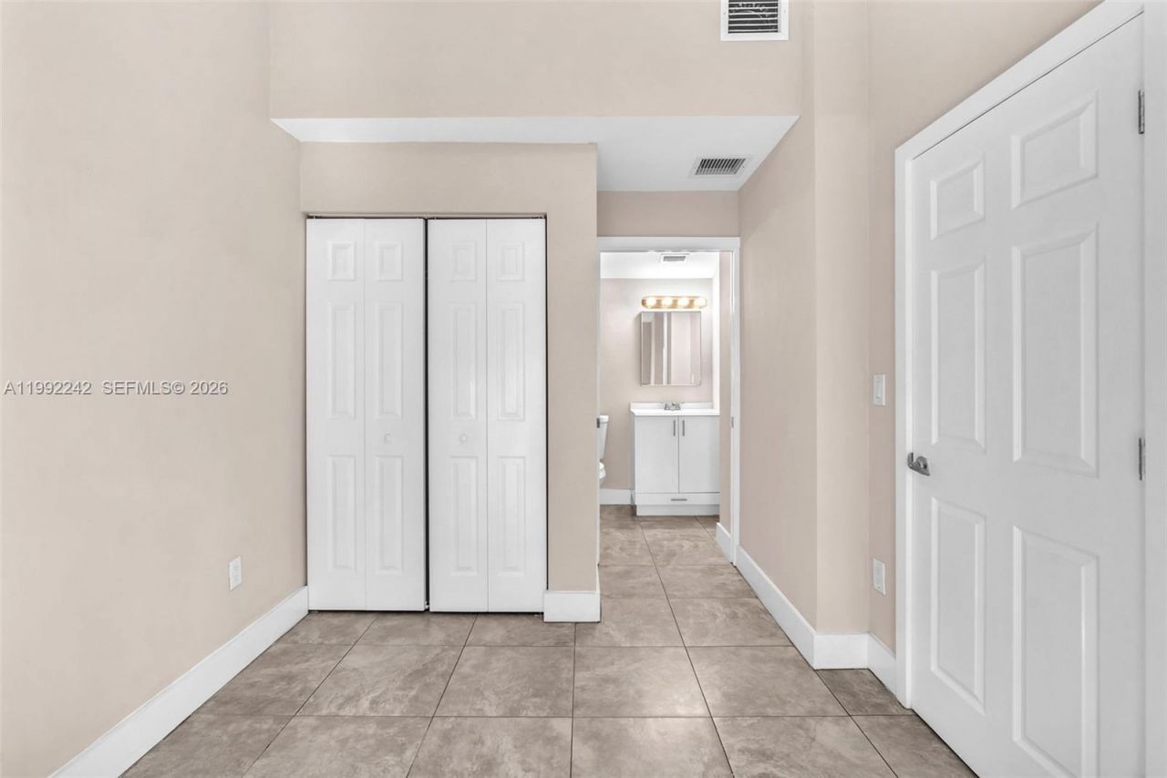 2537 SW 15th St, Miami, FL 33145 Photo