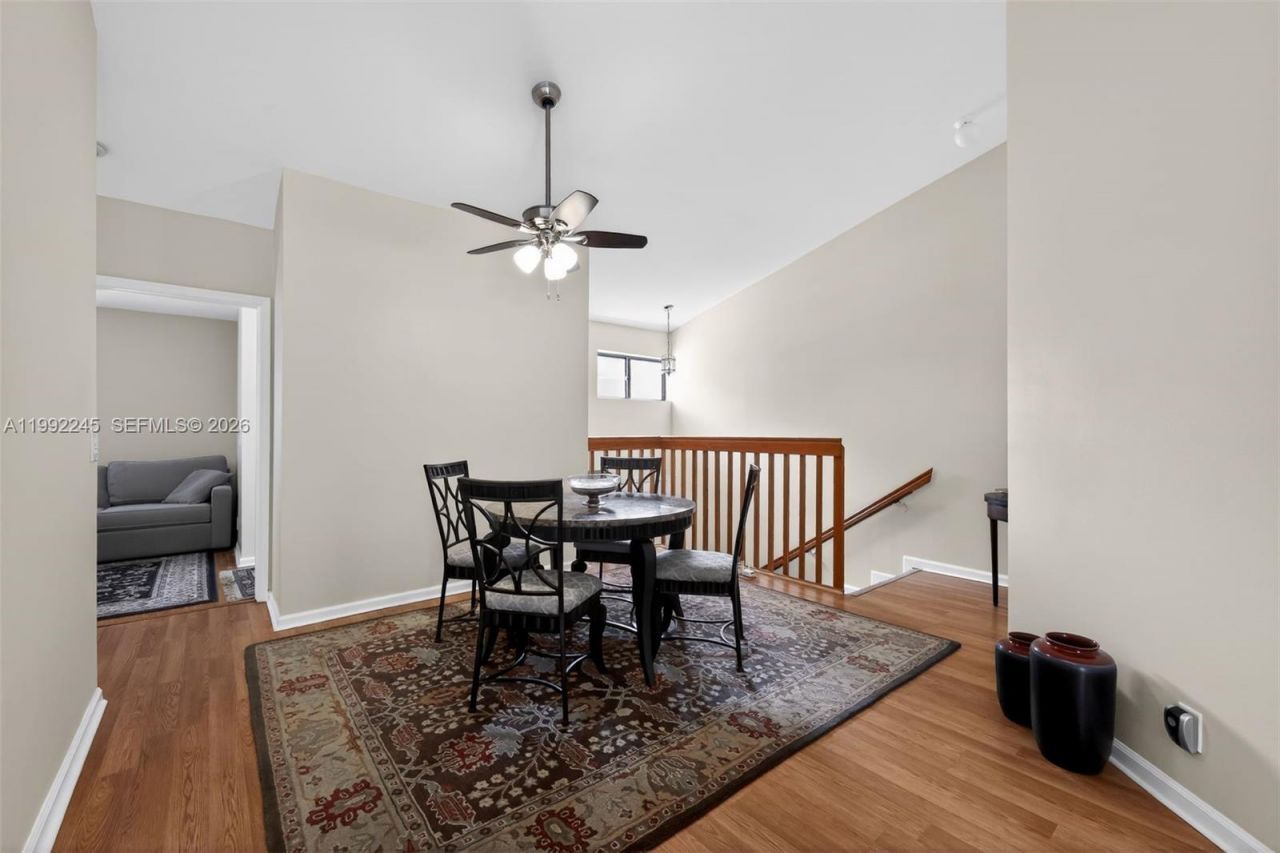 4 Via De Casas Sur, Unit 202, Boynton Beach, FL 33426 Photo