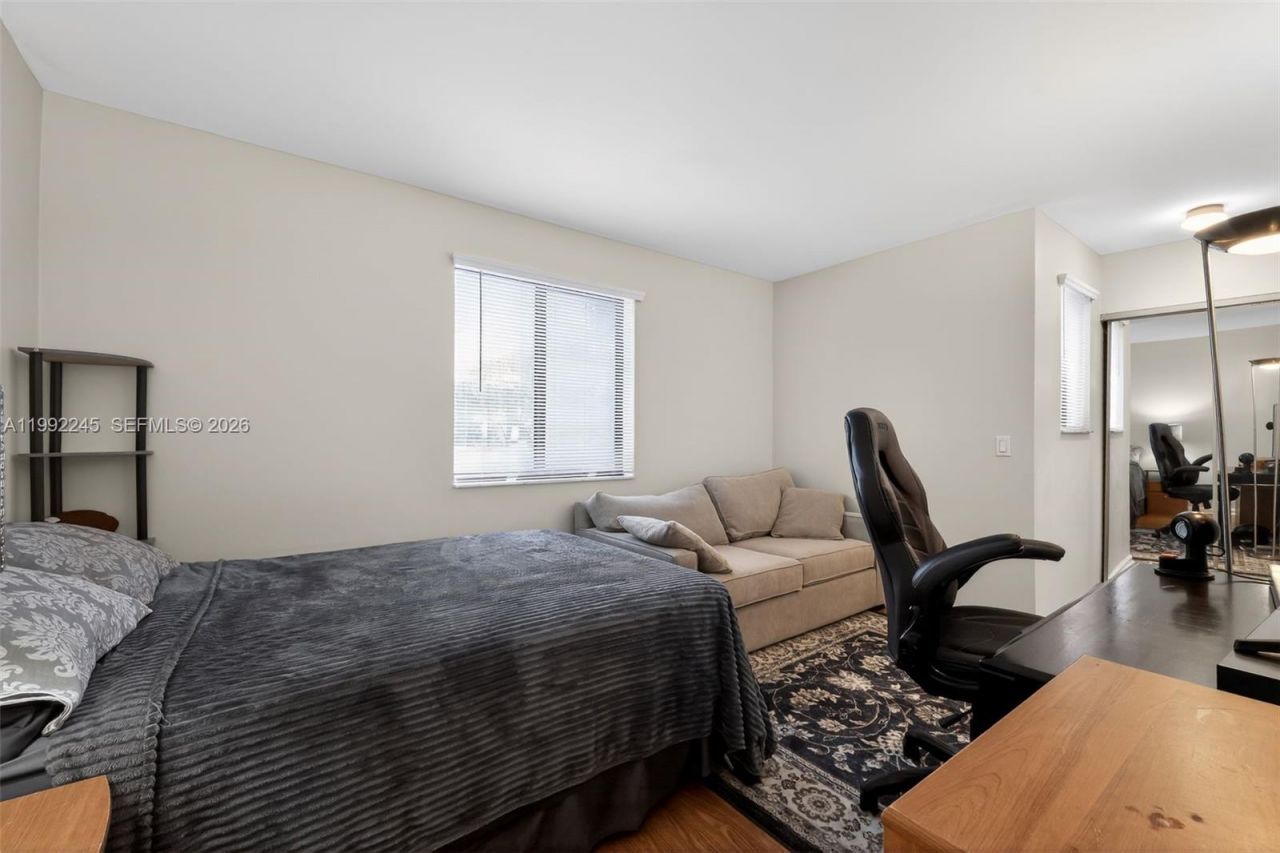 4 Via De Casas Sur, Unit 202, Boynton Beach, FL 33426 Photo