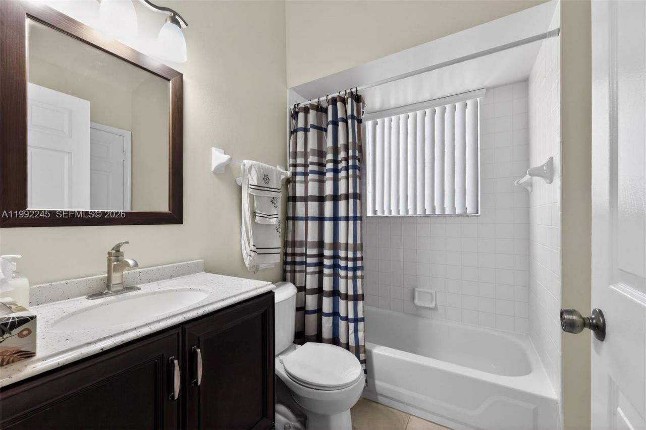 4 Via De Casas Sur, Unit 202, Boynton Beach, FL 33426 Photo