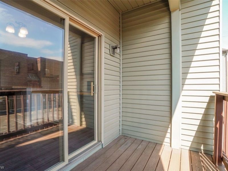 2055 E 36th Street , Cleveland, OH 44115 Photo 12