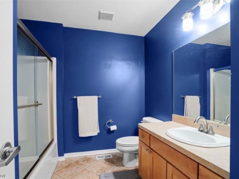 2055 E 36th Street , Cleveland, OH 44115 Photo 18