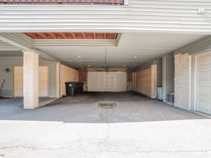 2055 E 36th Street , Cleveland, OH 44115 Photo 25