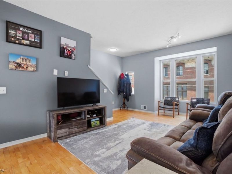 2055 E 36th Street , Cleveland, OH 44115 Photo 6