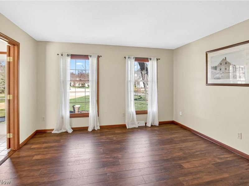 218 Wells Court , Euclid, OH 44132 Photo 3