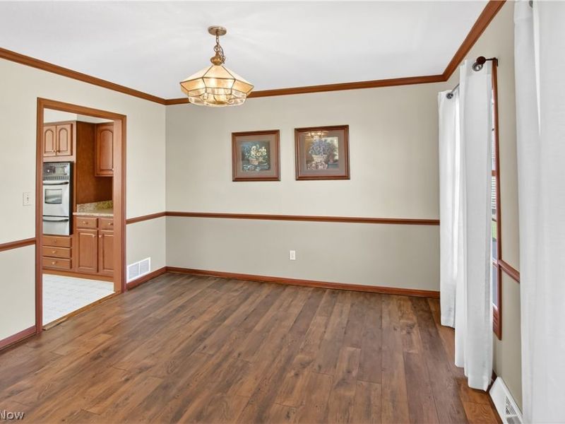 218 Wells Court , Euclid, OH 44132 Photo 5