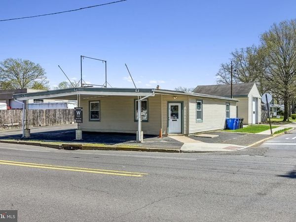 2801 BURLINGTON AVENUE, DELANCO, NJ 08075