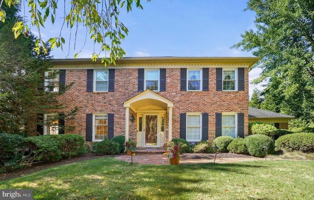 27 Raphael Road, Hockessin, DE 19707 Main Photo