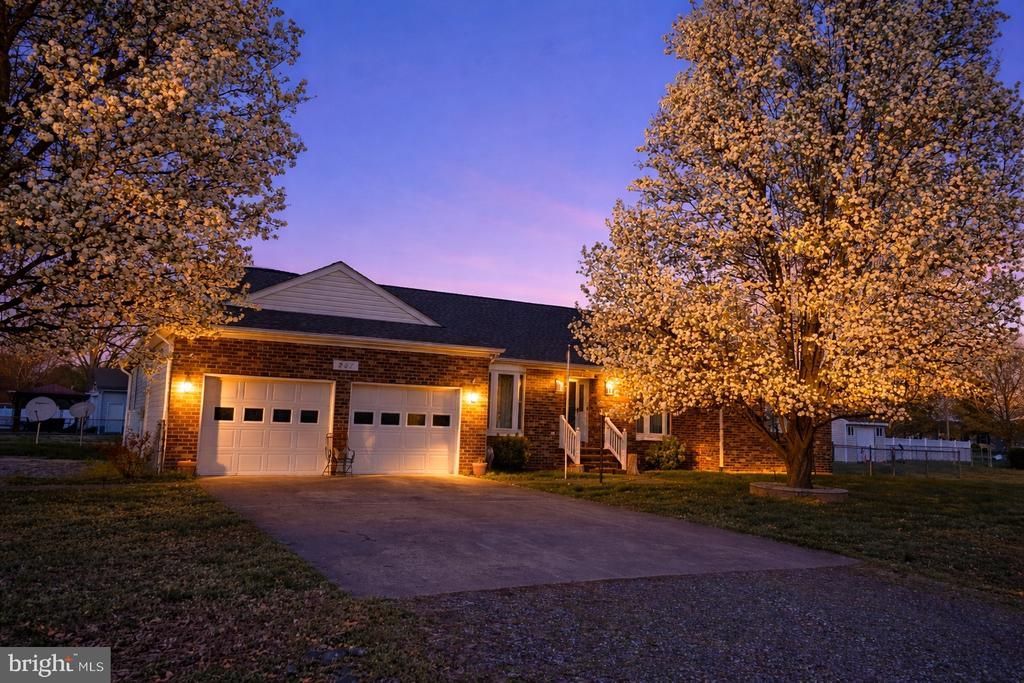 241 Potomac Lane, Colonial Beach, VA 22443 Main Photo