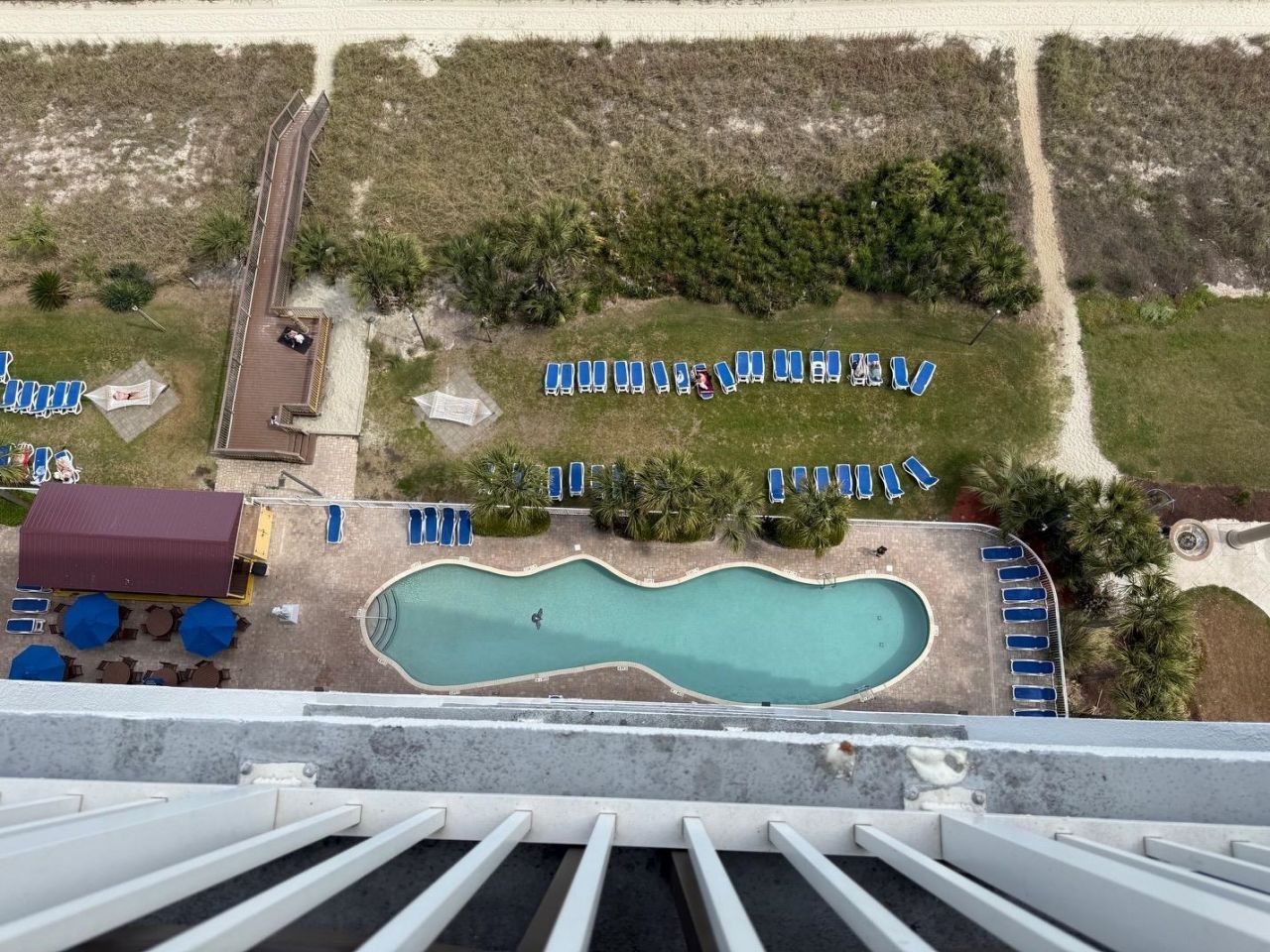 2000 N Ocean Blvd. Photo 32