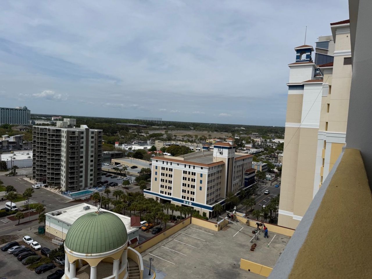 2000 N Ocean Blvd. Photo 35