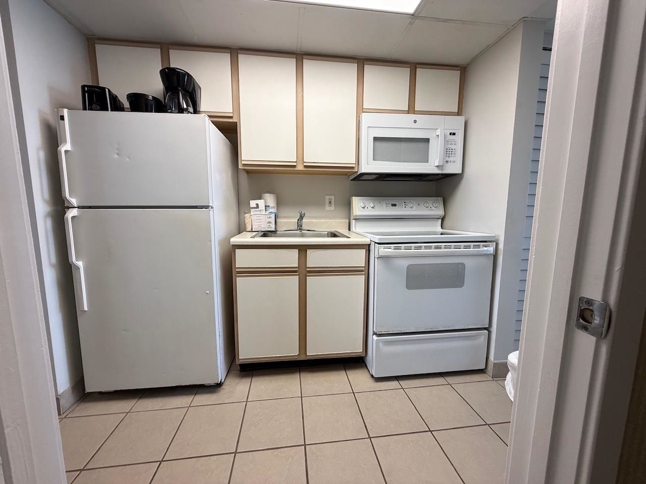 2000 N Ocean Blvd. Photo 8
