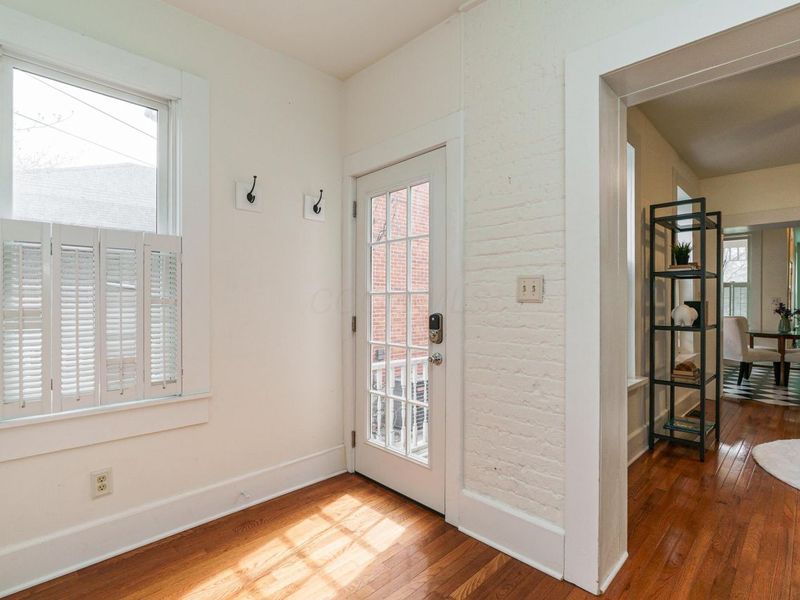 66 E Hubbard Avenue , Columbus, OH 43215 Photo 15