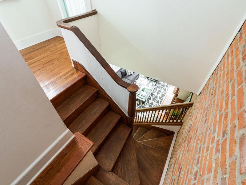 66 E Hubbard Avenue , Columbus, OH 43215 Photo 16