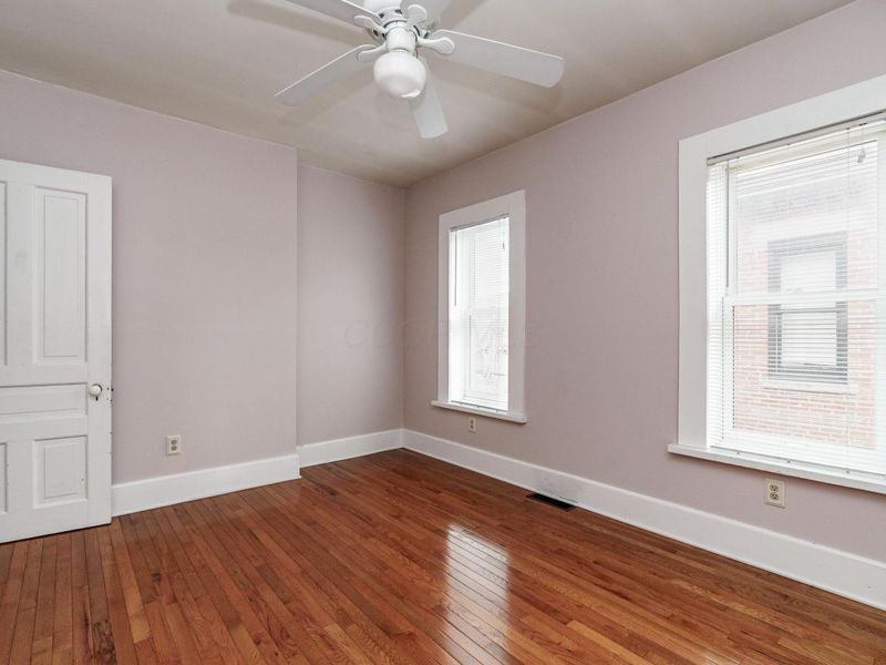 66 E Hubbard Avenue , Columbus, OH 43215 Photo 24