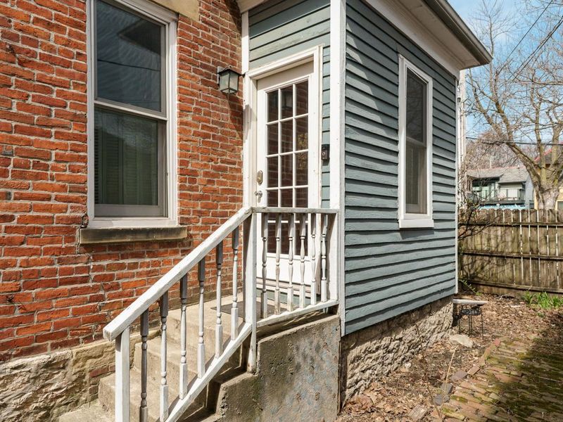 66 E Hubbard Avenue , Columbus, OH 43215 Photo 27