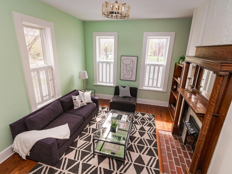 66 E Hubbard Avenue , Columbus, OH 43215 Photo 6