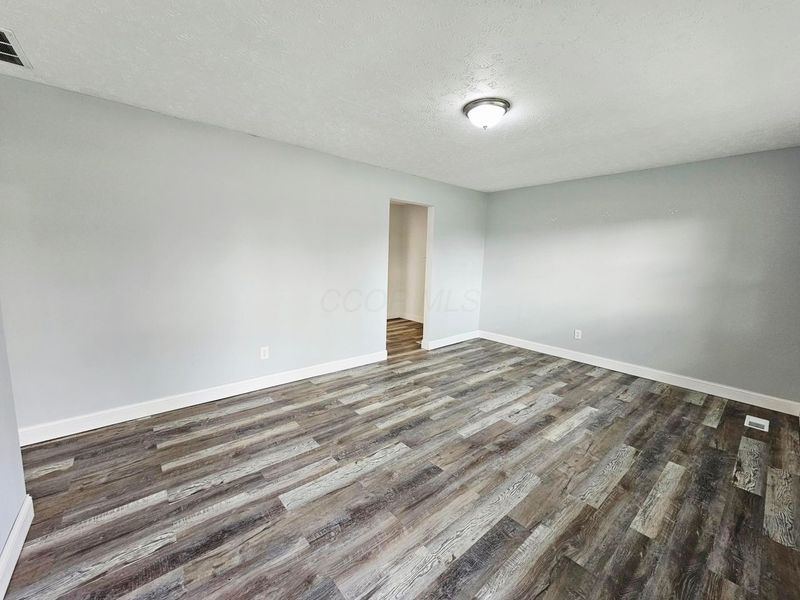 3002 Snow Hill Road SW, Washington Court House, OH 43160 Photo 11