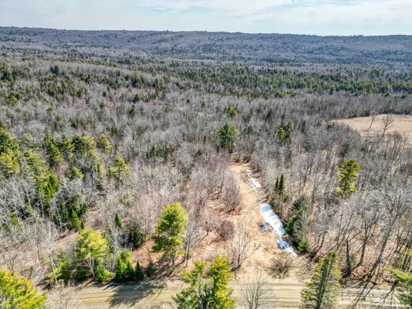 1561 Hostile Valley Road , Palermo, ME 04354