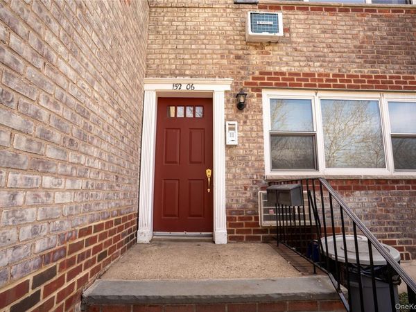 152-06 Jewel Avenue , Unit 83A, Flushing, NY 11367