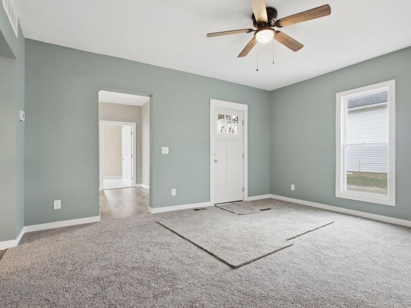 109 W Lynn Street, Saint Paris, OH 43072 Photo 3