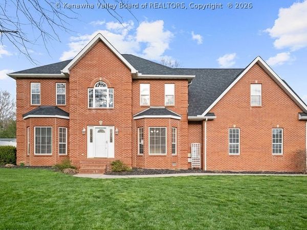 1140 Hickory Mills Road, Hurricane, WV 25526