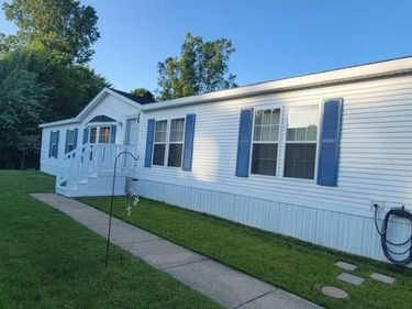 443 Pond View Drive, Morrice Vlg, MI 48857