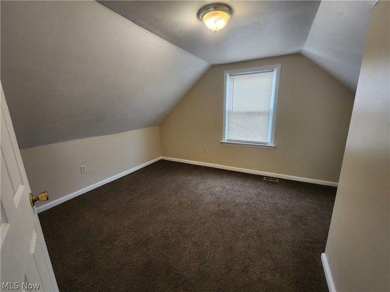 1517 Larchmont Road , Cleveland, OH 44110 Photo 9