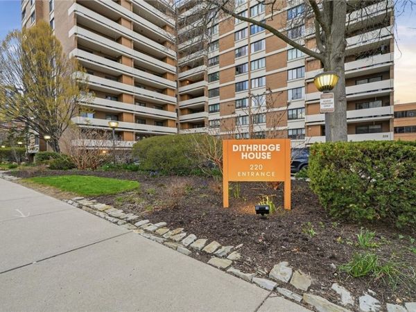 220 N Dithridge St , Unit 704, Pittsburgh, PA 15213