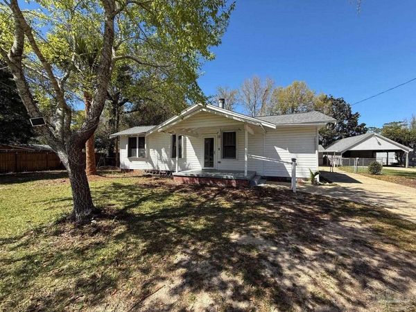 1120 Barcia Dr, Pensacola, FL 32503