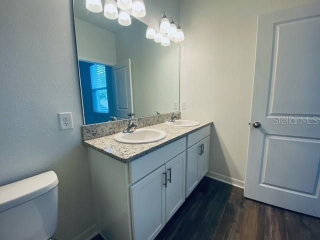 1325 James Avenue S, Saint Petersburg, FL 33705 Photo