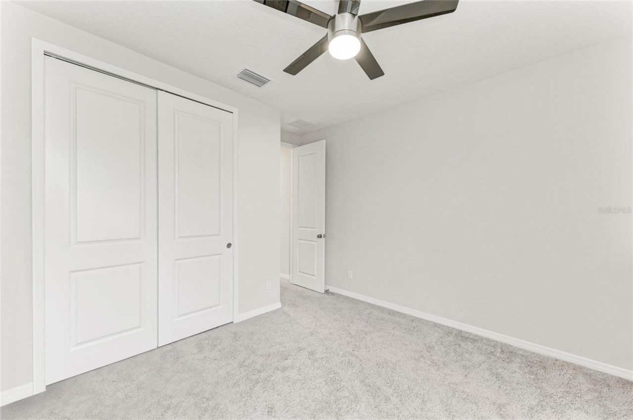 16528 Paynes Mill Drive , Bradenton, FL 34211 Photo