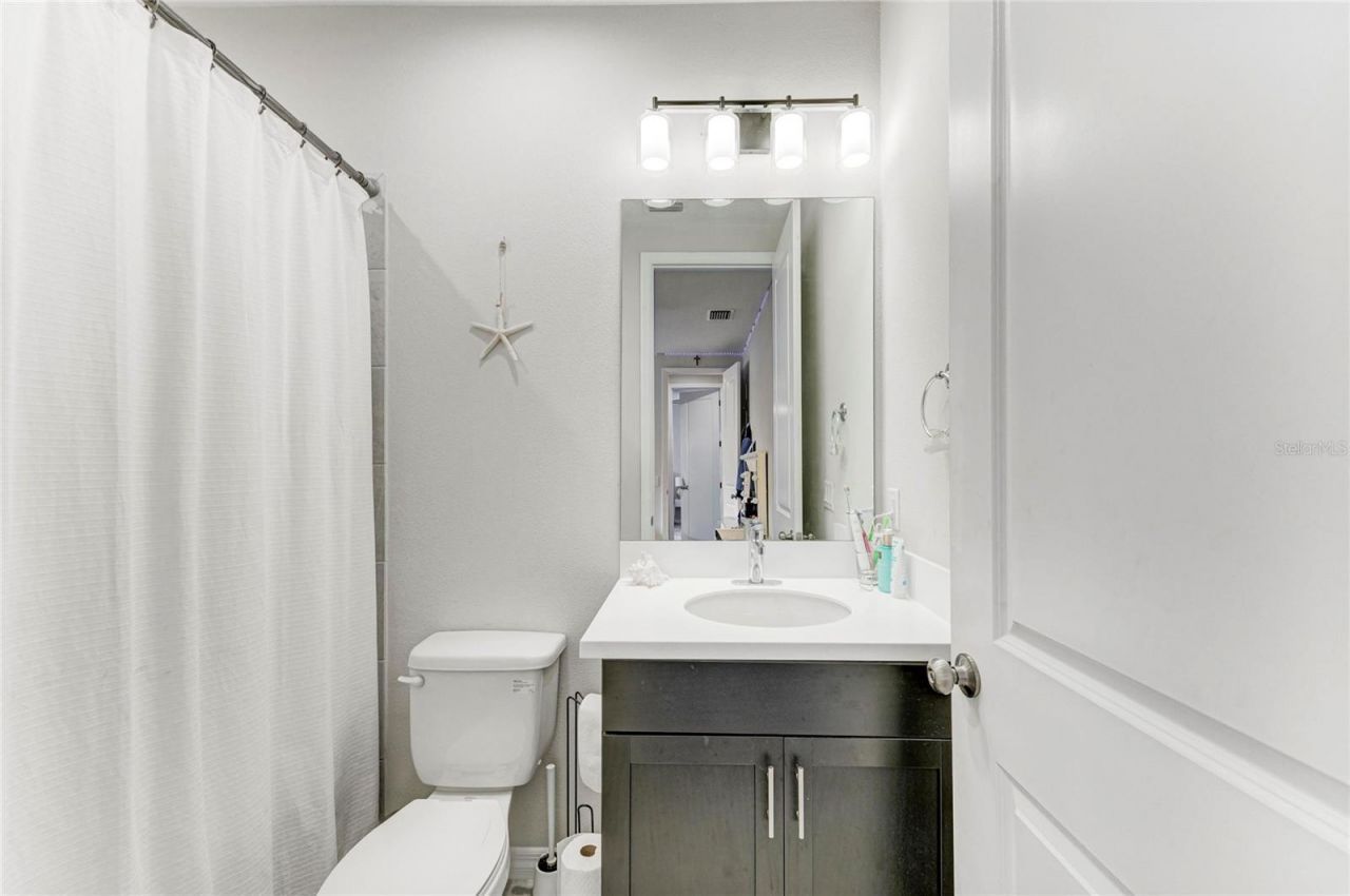 16528 Paynes Mill Drive , Bradenton, FL 34211 Photo