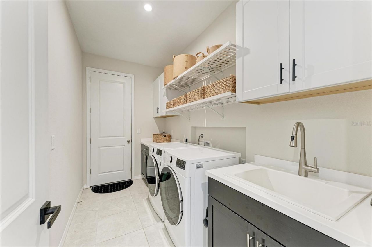 16528 Paynes Mill Drive , Bradenton, FL 34211 Photo