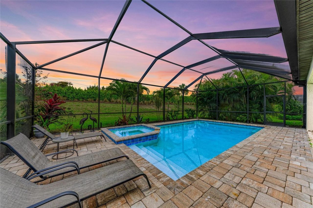 16528 Paynes Mill Drive , Bradenton, FL 34211 Photo