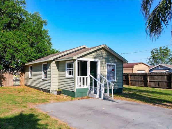 213 CLEVELAND AVENUE , WINTER HAVEN, FL 33881