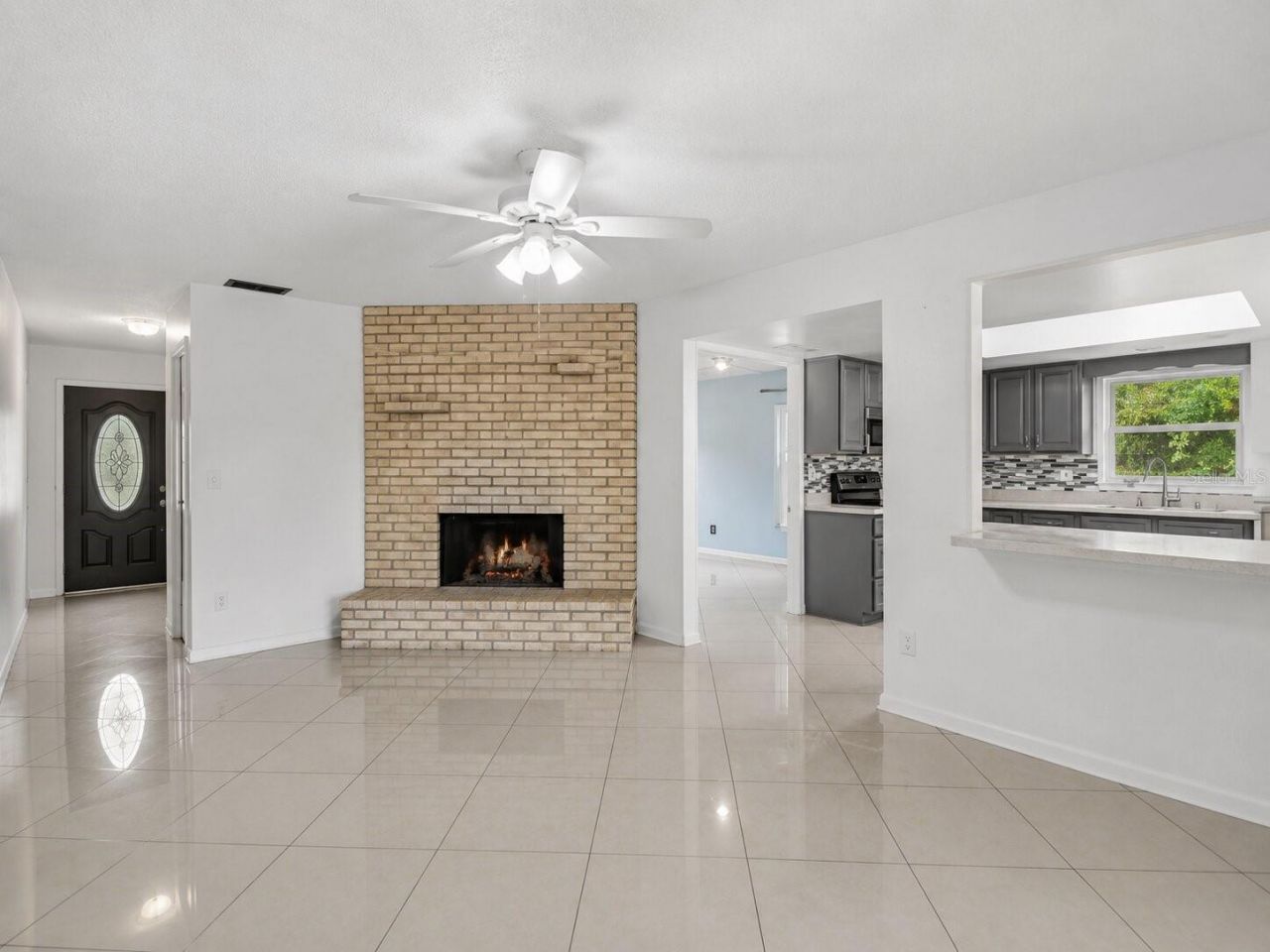 13635 Berkshire Court, Grand Island, FL 32735 Photo