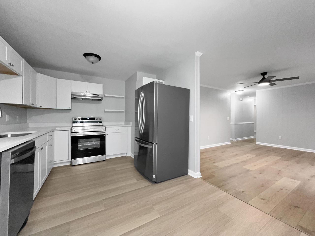 4343 Helene Drive Photo 10