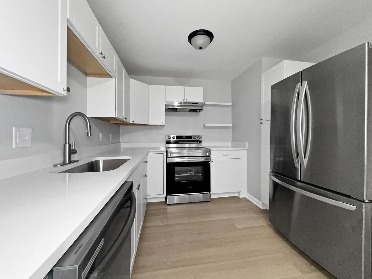 4343 Helene Drive Photo 11