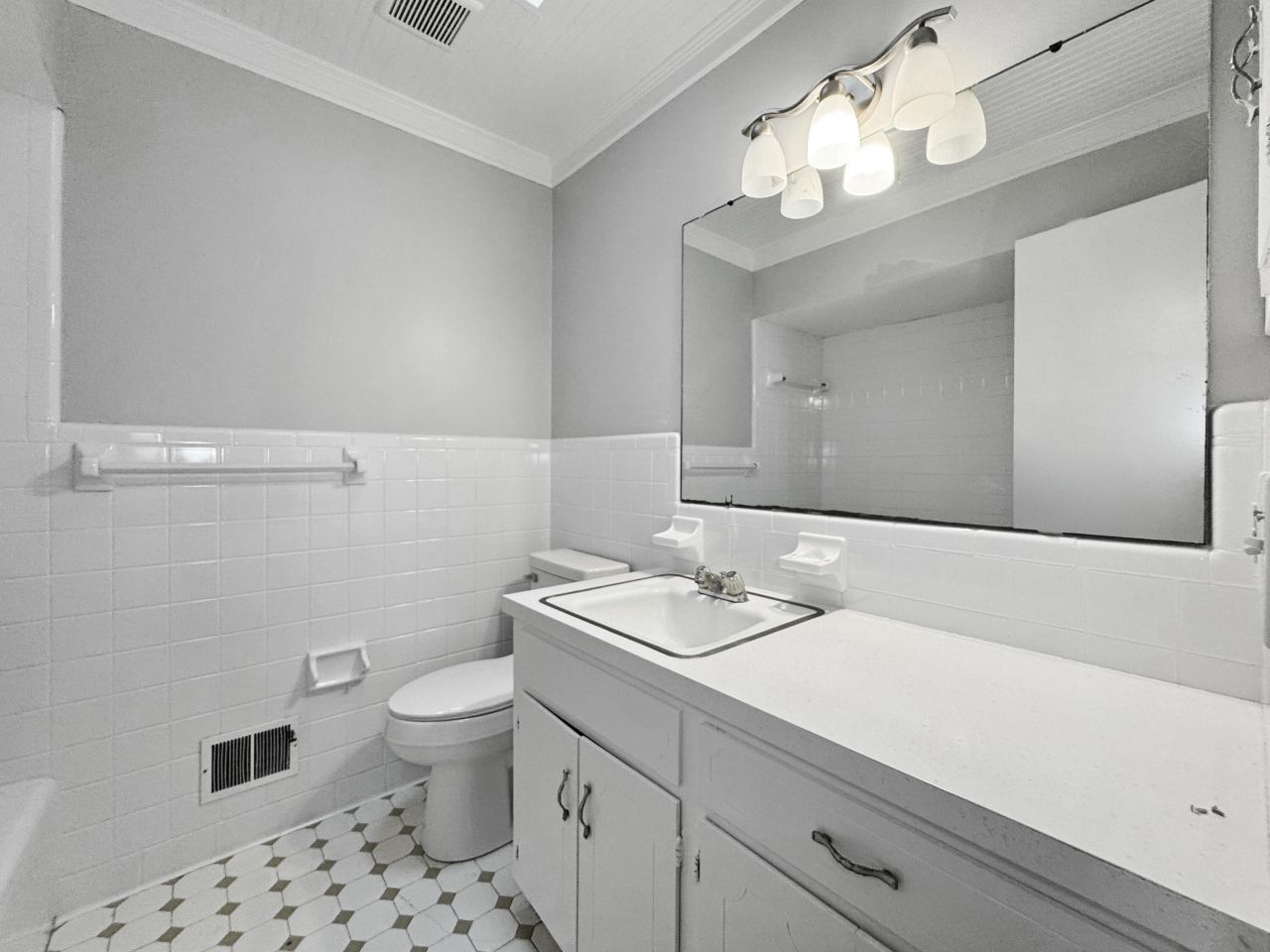 4343 Helene Drive Photo 22