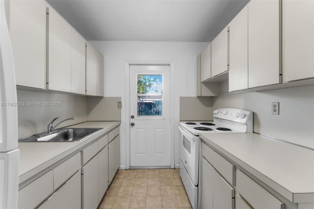 12983 SW 18th Ter , Miami, FL 33175 Photo