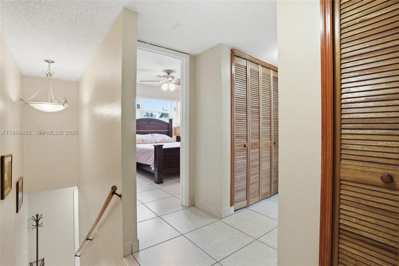 210 NW 87th Ave, Unit L206, Miami, FL 33172 Photo