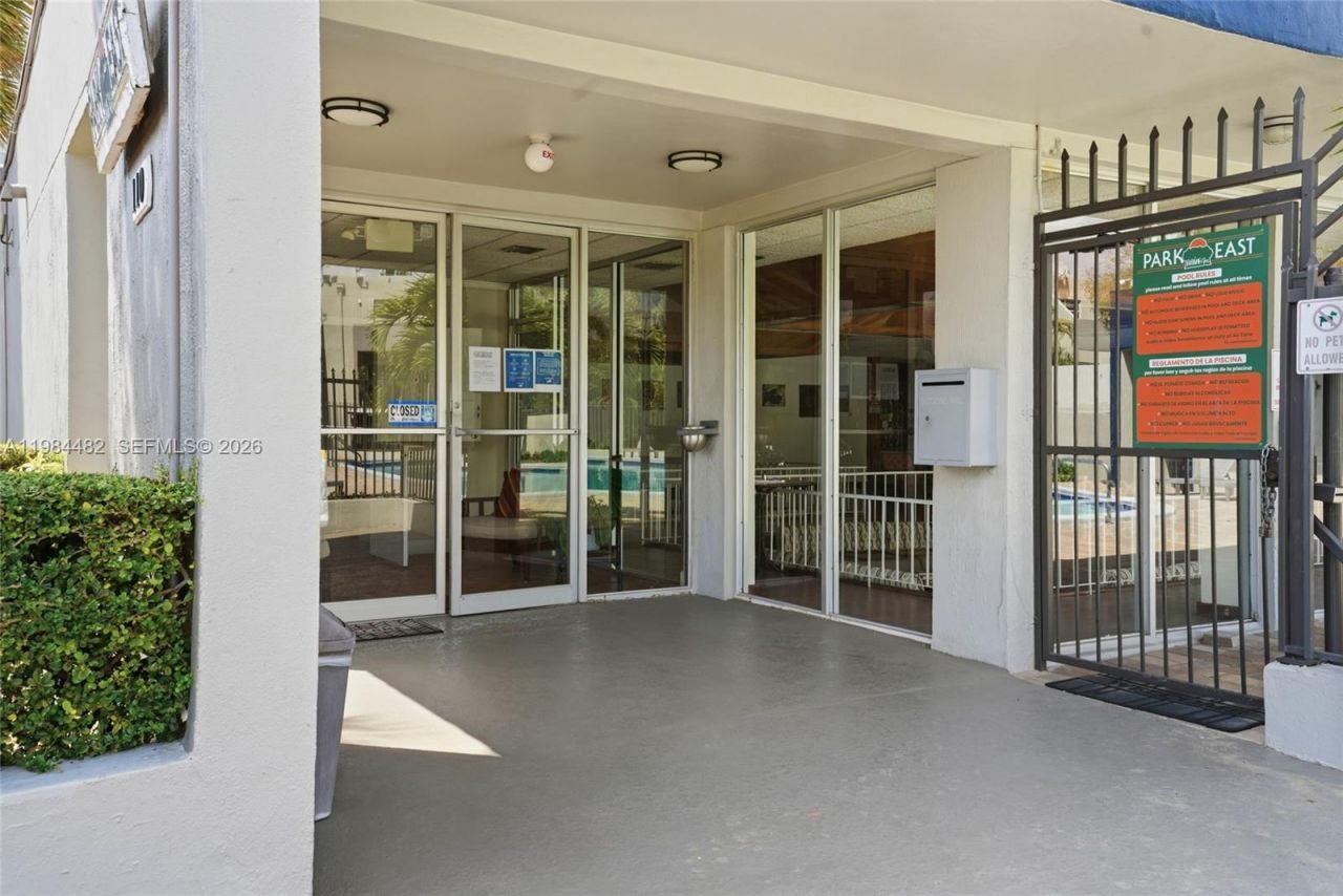 210 NW 87th Ave, Unit L206, Miami, FL 33172 Photo